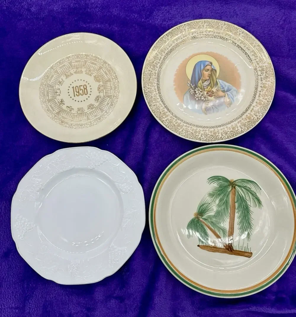 Vintage Plates - MOTHER MARY, 1958, Palm Tree